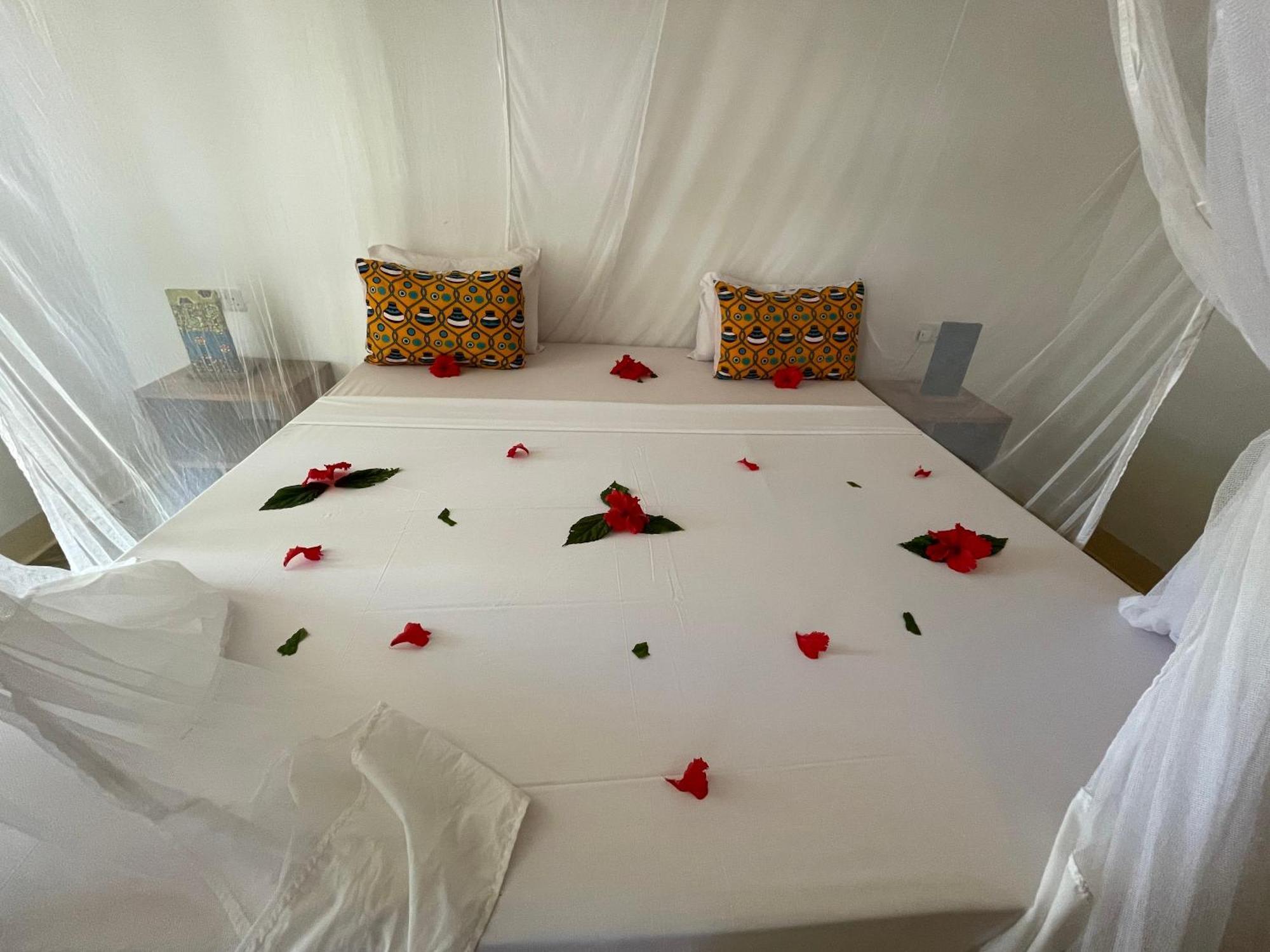 Breeze Residence Kiwengwa  ภายนอก รูปภาพ